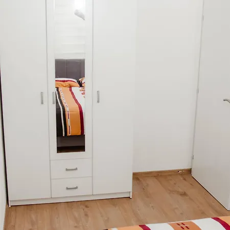 Apartment Moderna